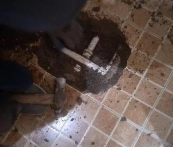 昆山卫生间漏水维修公司为您分享下卫生间渗水如何处理及注意事项