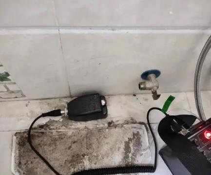 昆山屋顶漏水维修公司分享下卫生间漏水的危害及解决方法